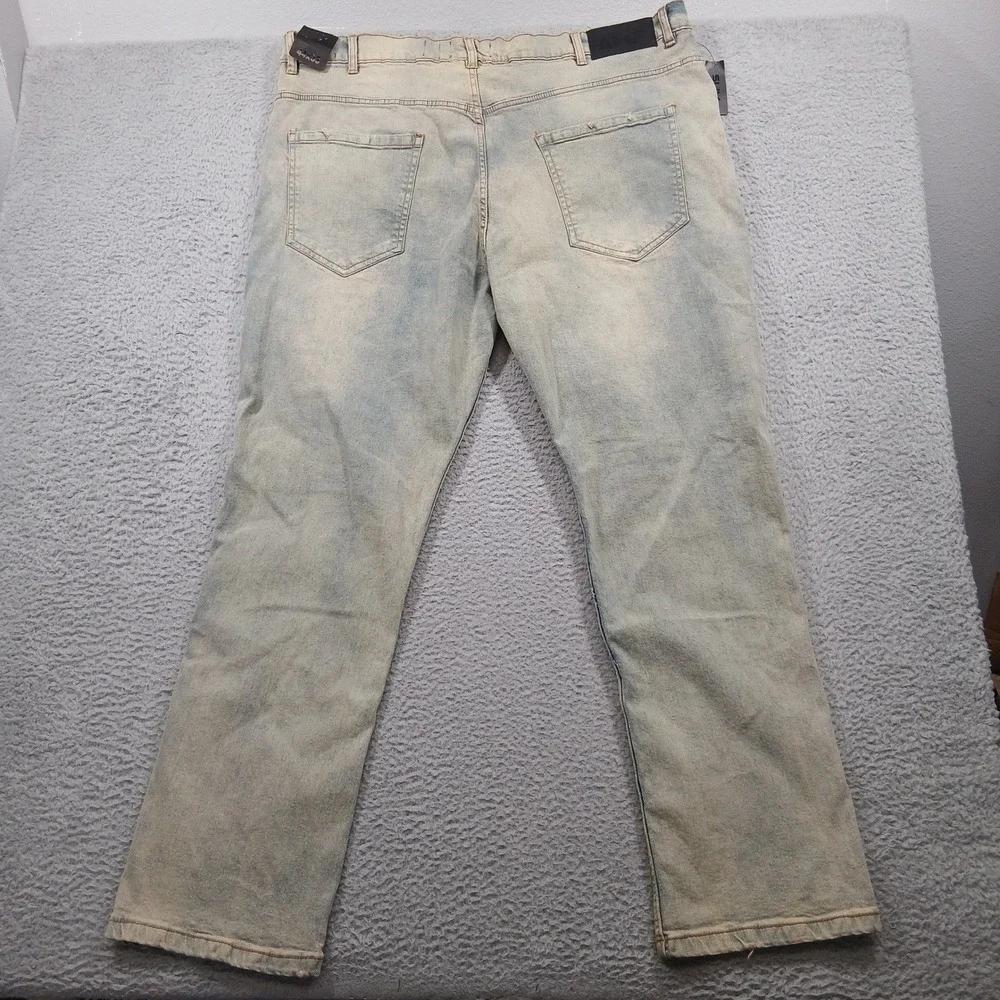 Another Hype Piece AHP Mushroom Patch Distressed Slim Jeans Men's 44x33 EUC‎